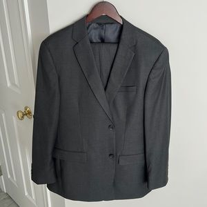 Caravelli Suit